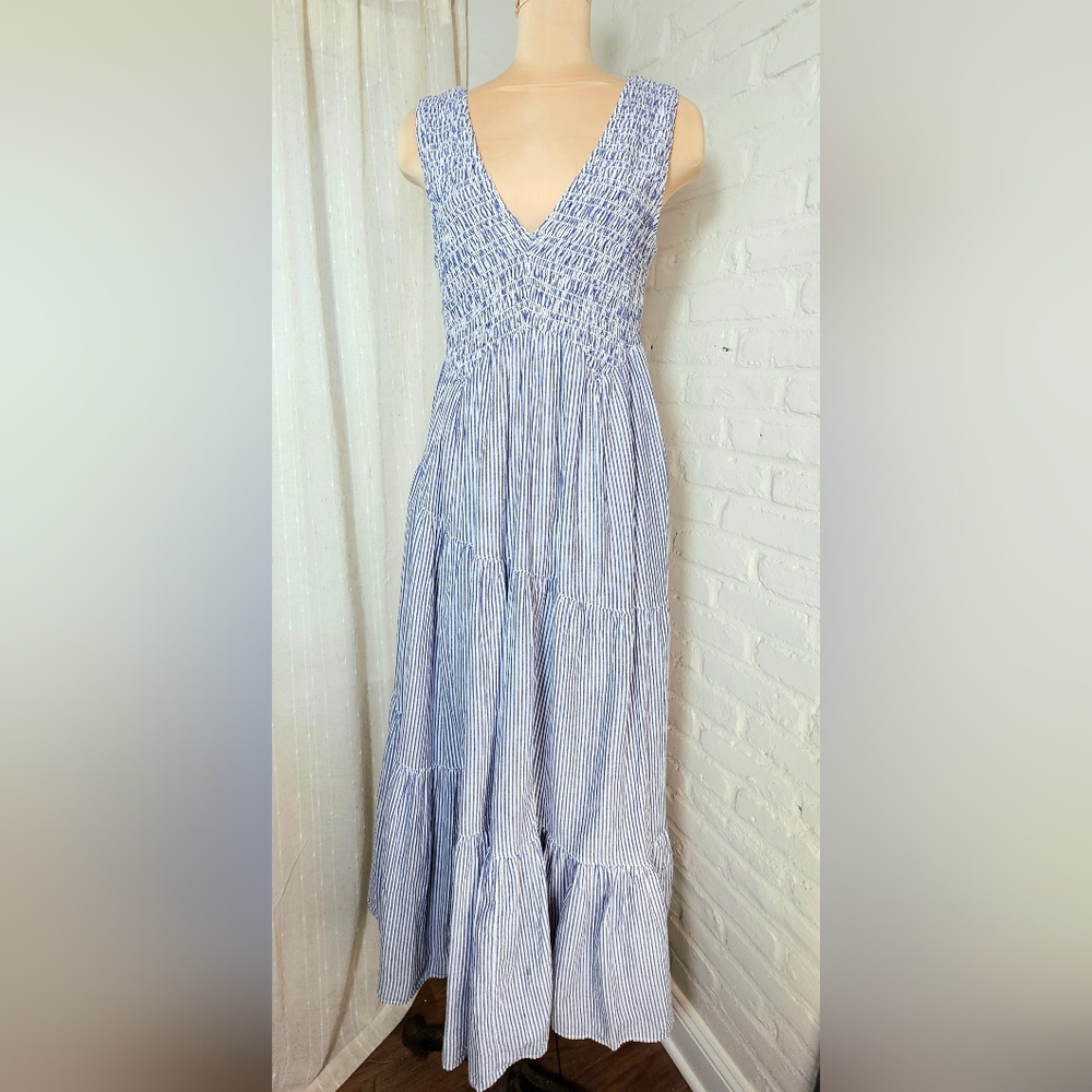 Free People Juni Maxi Dress | Ivory Blue Stripe Smocked Tiered Maxi | NWT | sz M - Picture 3 of 9